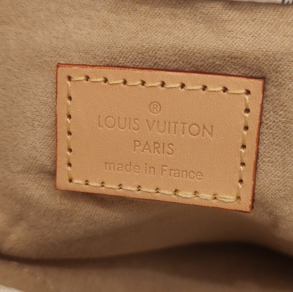 Checkered Handbag - Picture 4 of 6